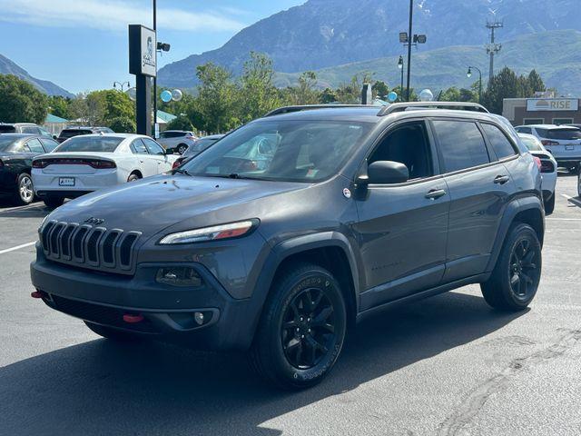 used 2015 Jeep Cherokee car, priced at $15,550