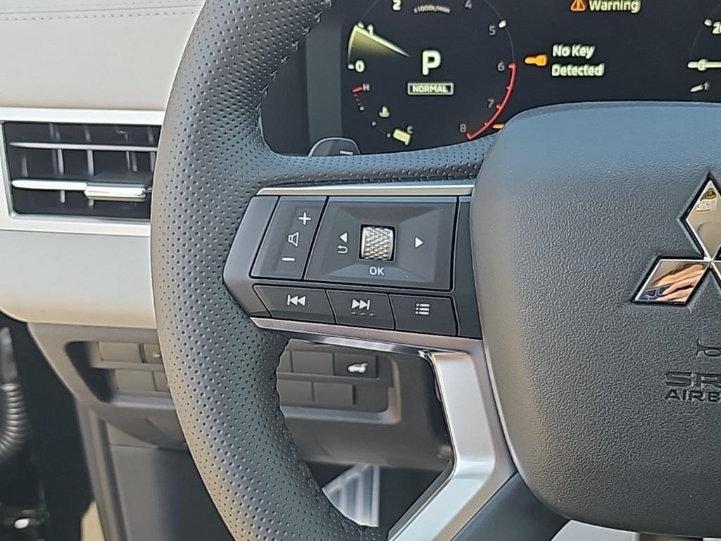 new 2025 Mitsubishi Outlander car, priced at $43,988