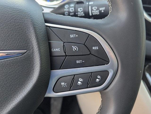 used 2017 Chevrolet Equinox car, priced at $8,488