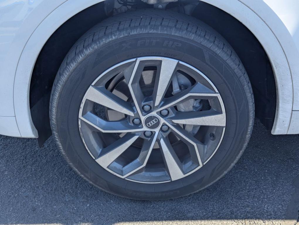 used 2021 Audi Q5 car, priced at $22,188