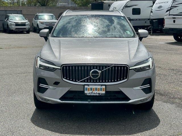 used 2023 Volvo XC60 car, priced at $32,155