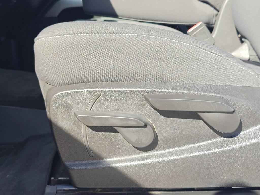 used 2015 Chevrolet Silverado 1500 car, priced at $23,980