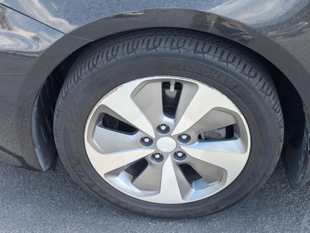 used 2014 Kia Optima Hybrid car, priced at $2,988