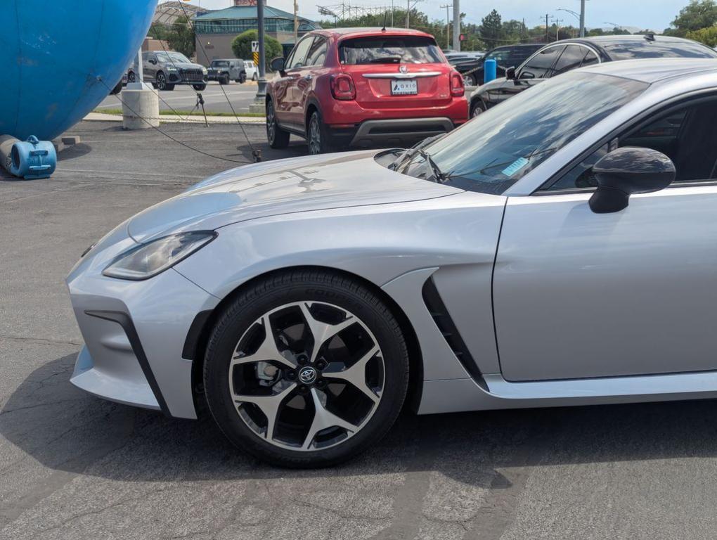 used 2023 Toyota GR86 car, priced at $29,488