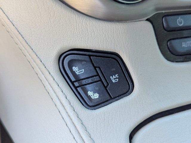 used 2016 GMC Yukon car, priced at $25,988