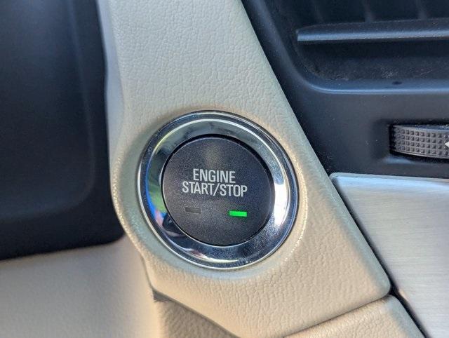 used 2016 GMC Yukon car, priced at $25,988