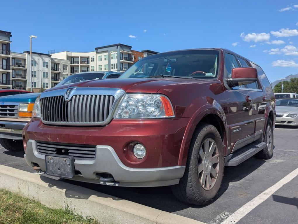 used 2003 Lincoln Navigator car, priced at $2,988