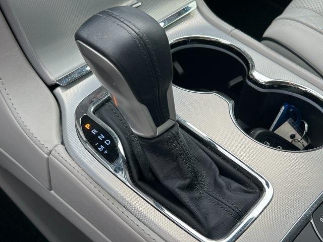 used 2021 Jeep Grand Cherokee car, priced at $35,489