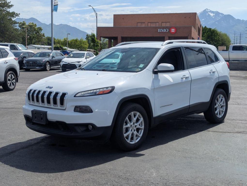 used 2015 Jeep Cherokee car, priced at $7,888