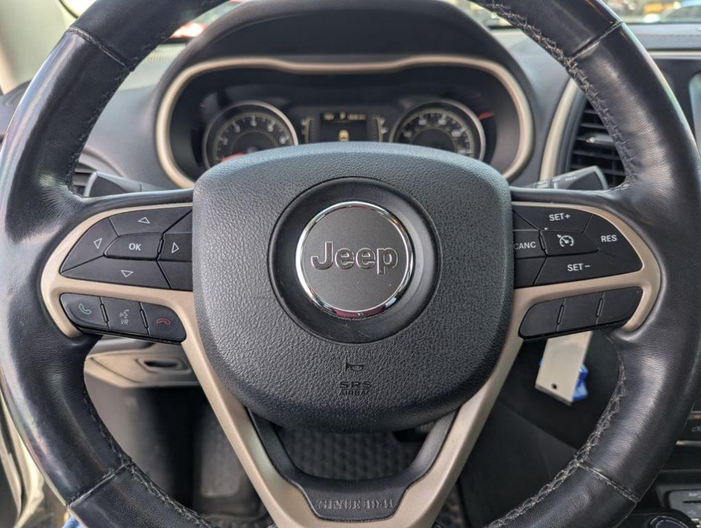 used 2015 Jeep Cherokee car, priced at $7,888