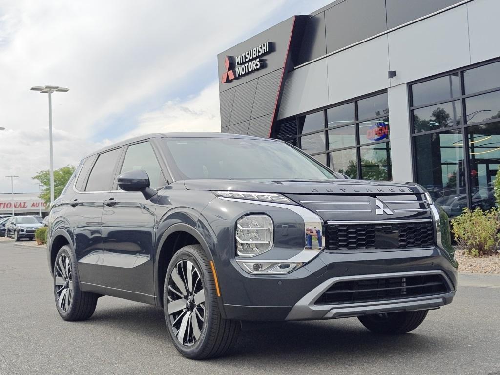 new 2025 Mitsubishi Outlander car, priced at $33,470