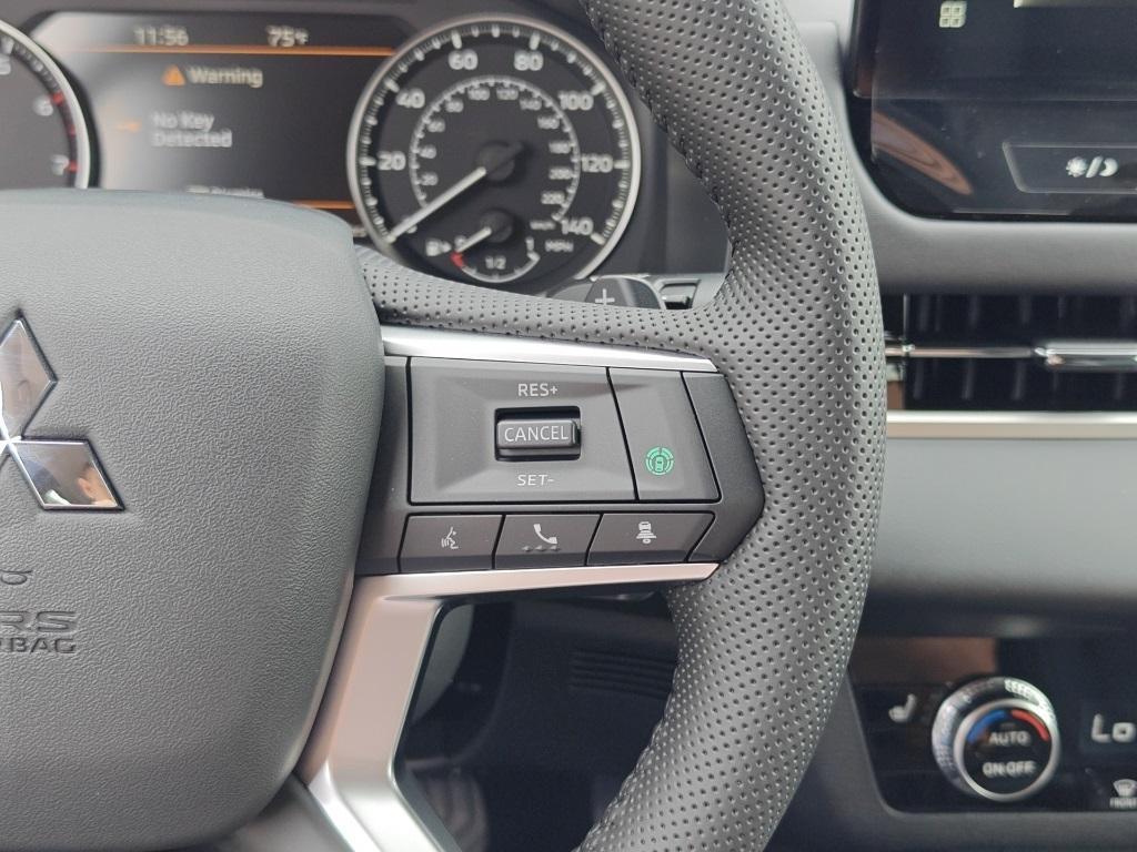 new 2025 Mitsubishi Outlander car, priced at $33,470