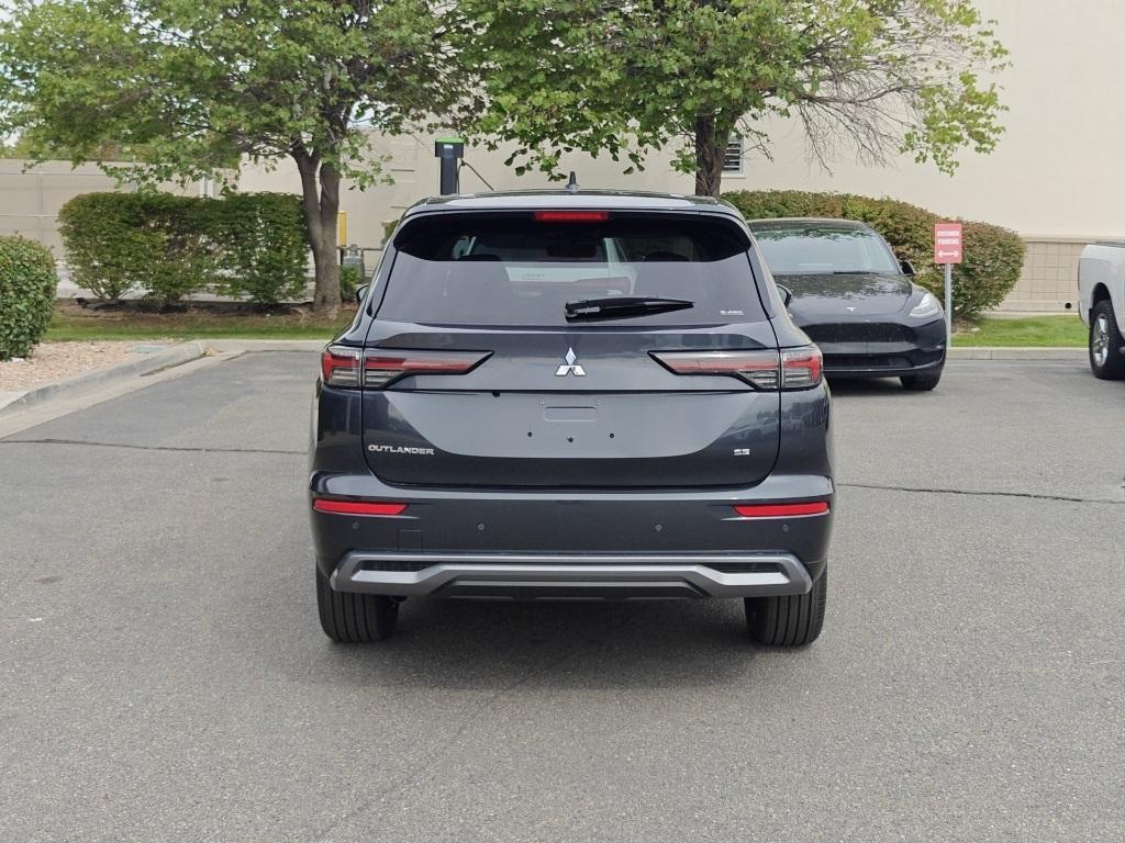 new 2025 Mitsubishi Outlander car, priced at $33,470