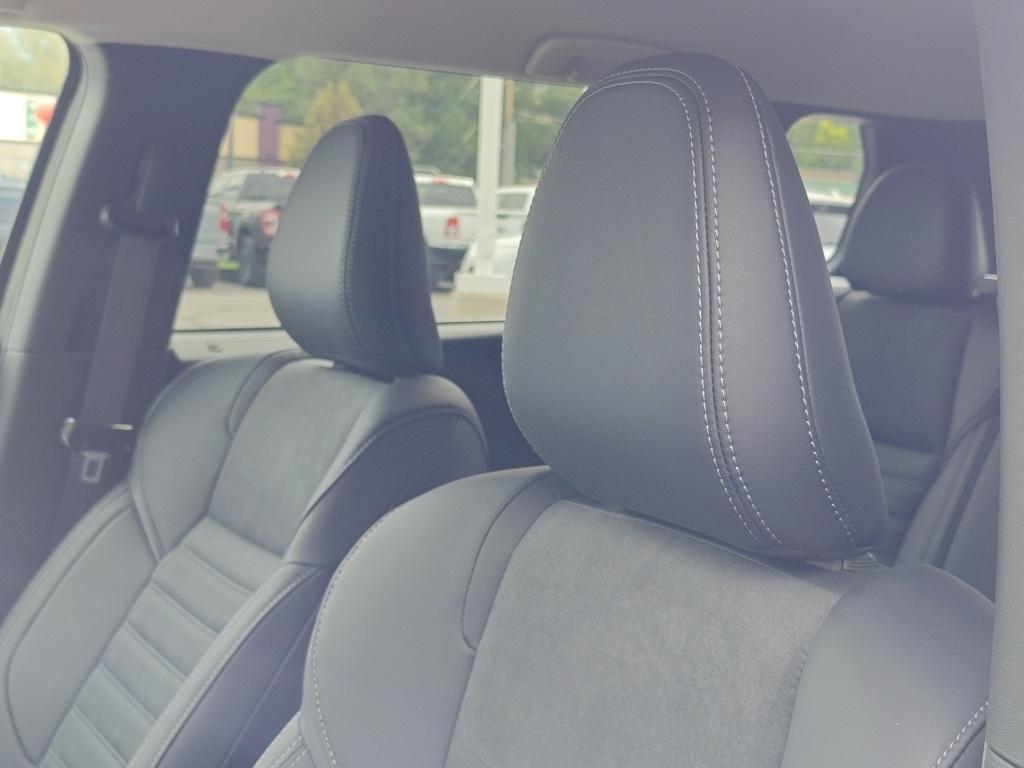 new 2025 Mitsubishi Outlander car, priced at $33,470