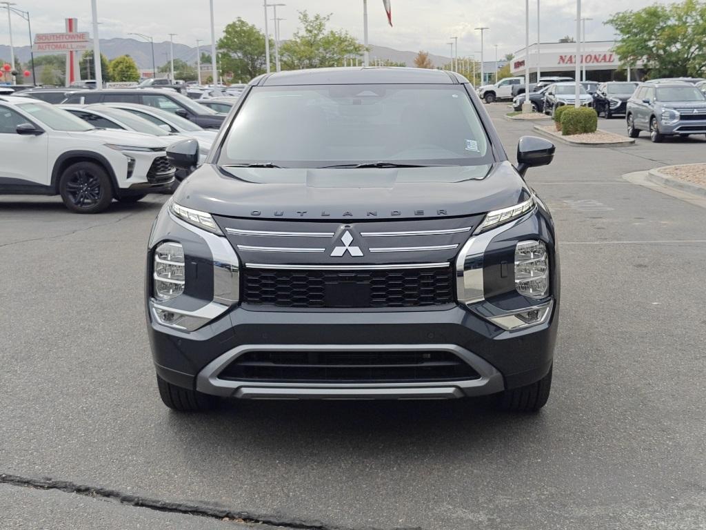 new 2025 Mitsubishi Outlander car, priced at $33,470