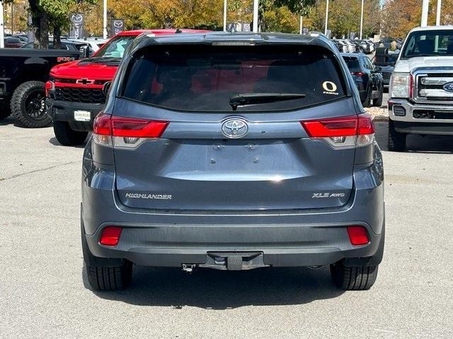 used 2019 Toyota Highlander car, priced at $23,495