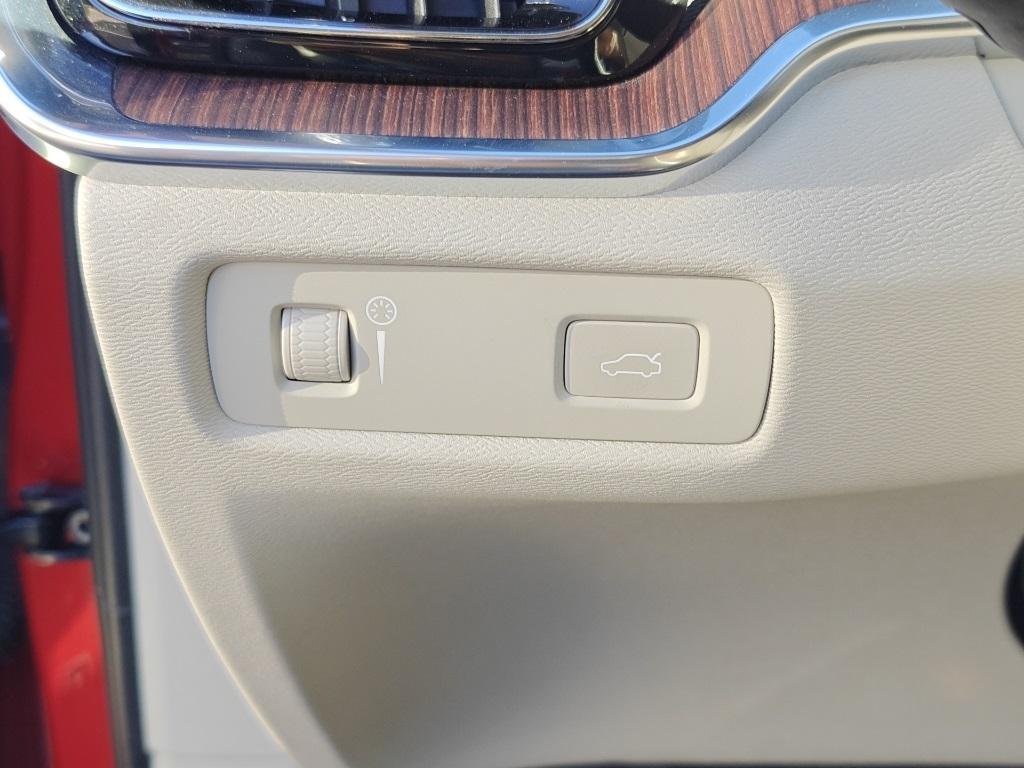 used 2021 Volvo S60 car, priced at $26,780