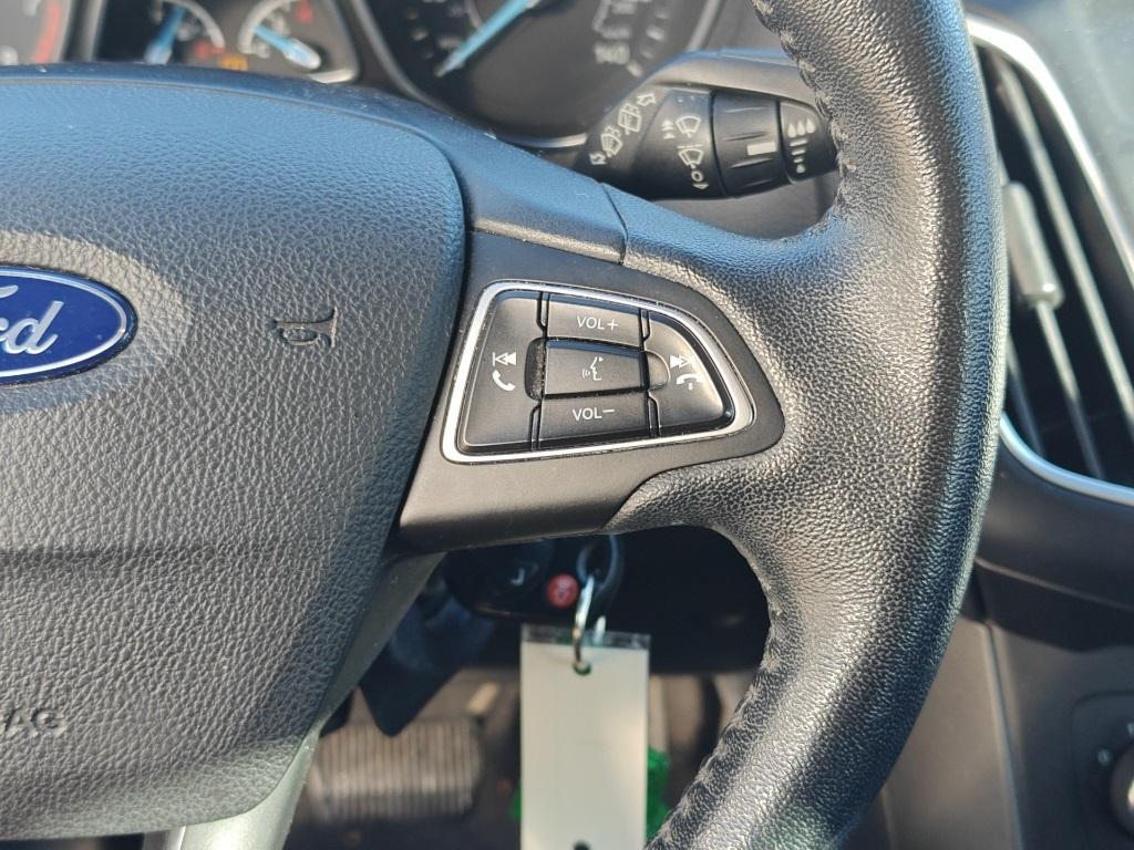 used 2015 Ford Focus car, priced at $5,998