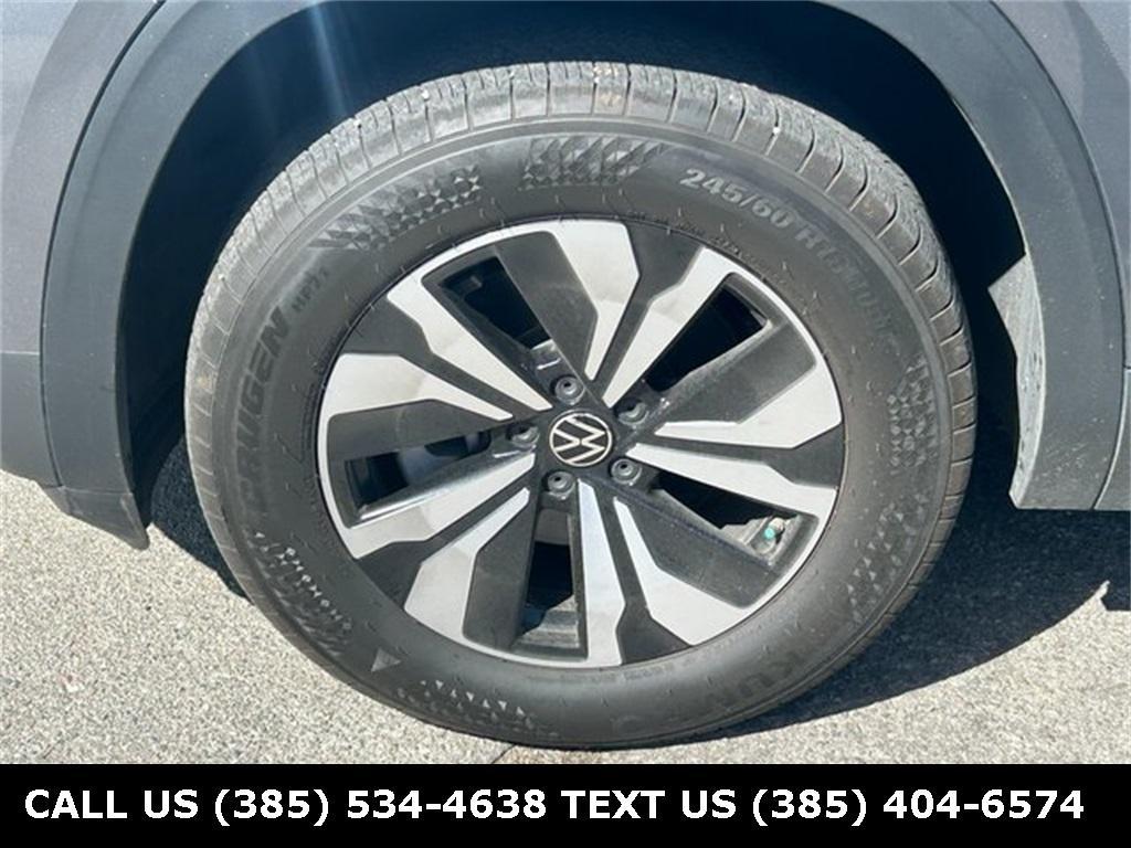 used 2024 Volkswagen Atlas Cross Sport car, priced at $31,571