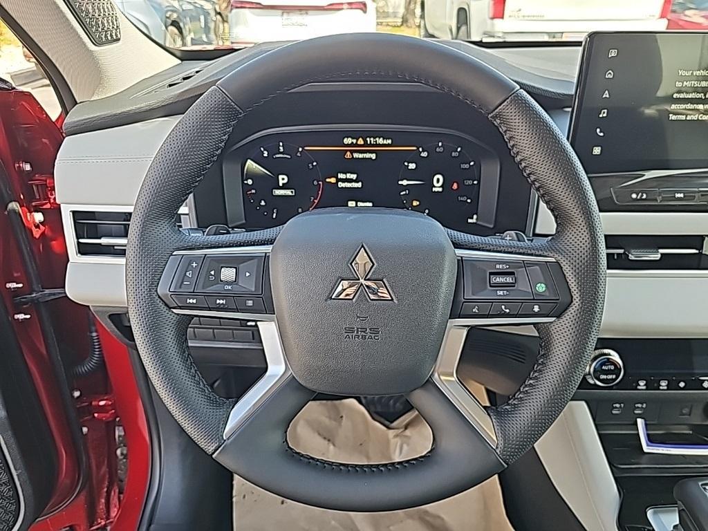 new 2025 Mitsubishi Outlander car, priced at $35,380