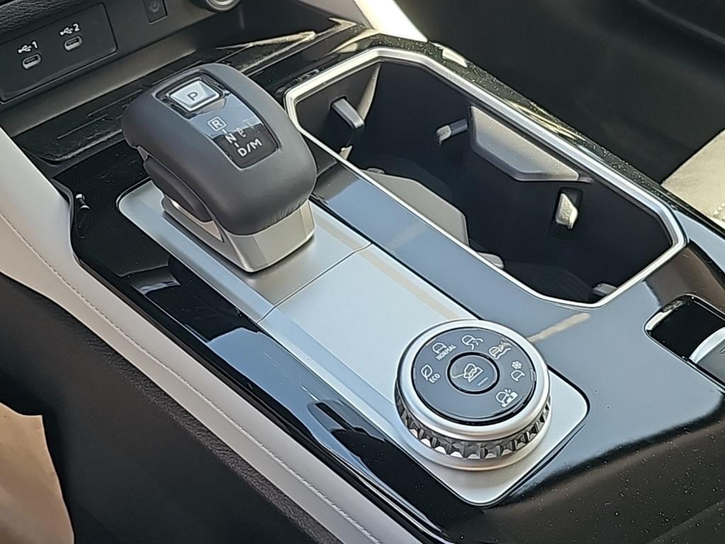 new 2025 Mitsubishi Outlander car, priced at $35,380