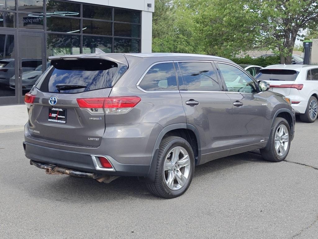 used 2018 Toyota Highlander Hybrid car, priced at $22,950