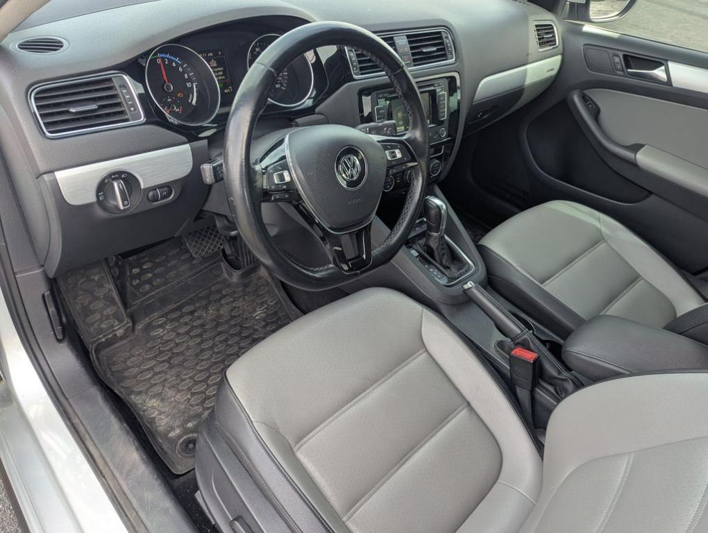 used 2015 Volkswagen Jetta Hybrid car, priced at $11,488