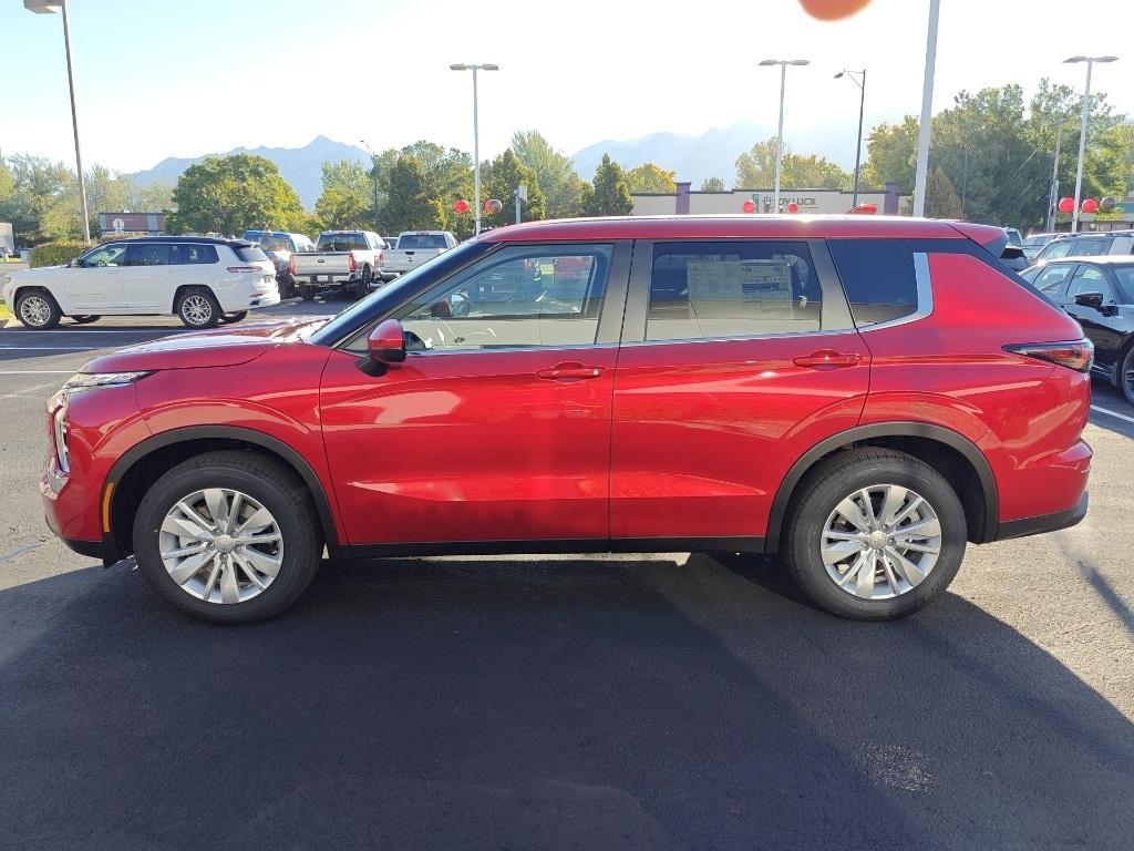new 2025 Mitsubishi Outlander car, priced at $30,995