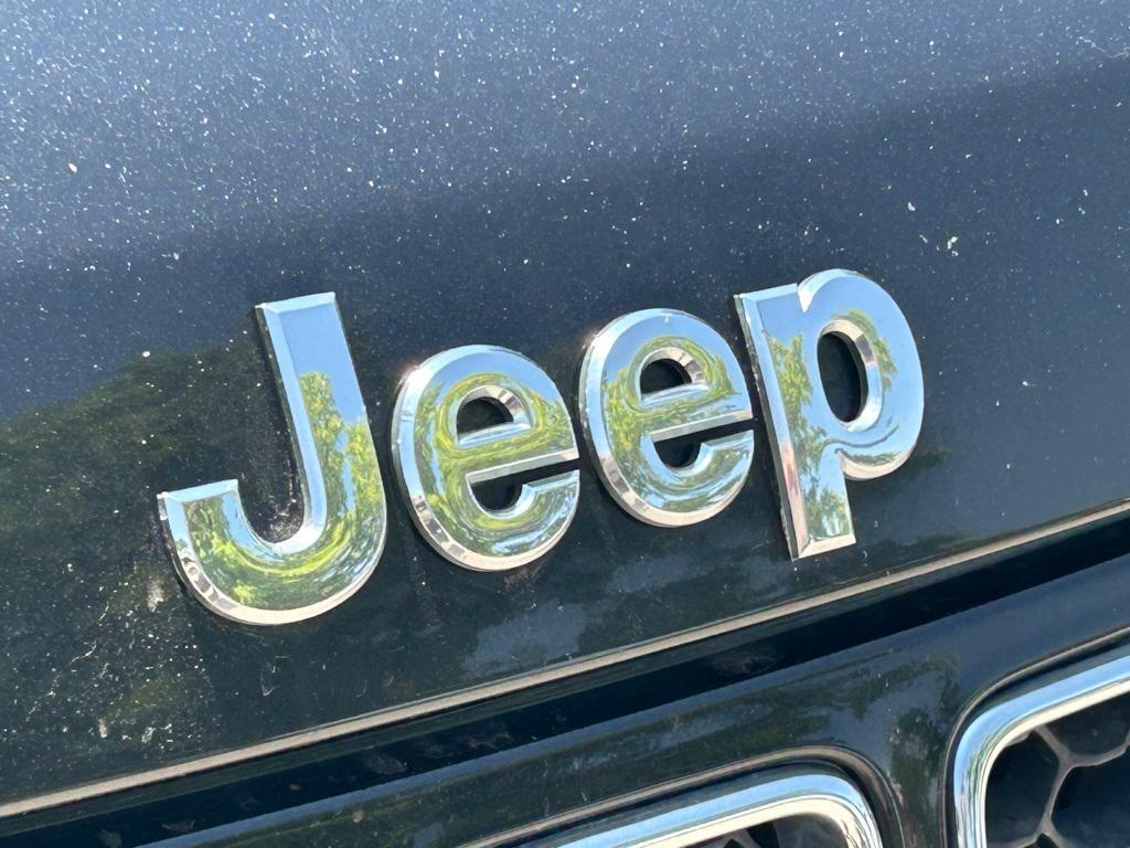 used 2015 Jeep Grand Cherokee car, priced at $16,232