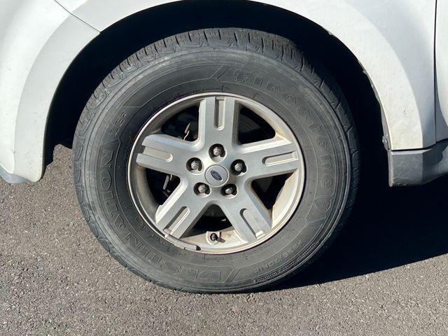 used 2008 Ford Escape Hybrid car, priced at $5,695