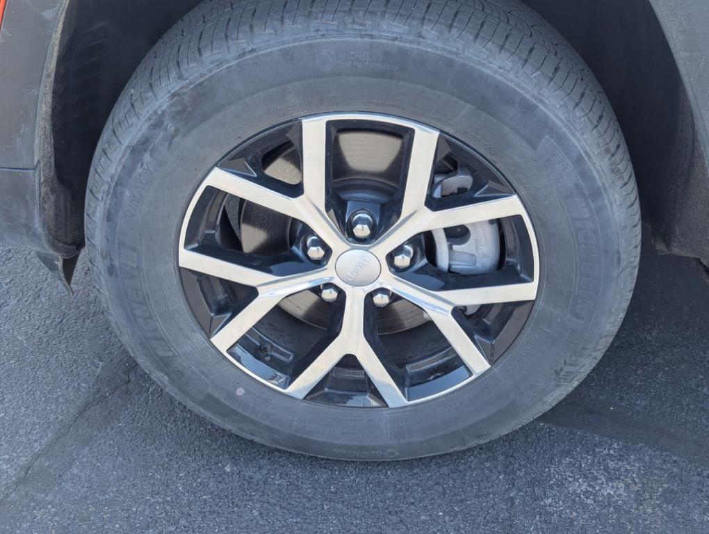 used 2024 Jeep Grand Cherokee L car, priced at $32,488