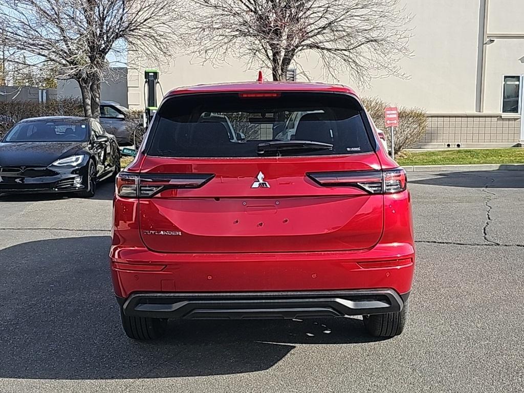 new 2025 Mitsubishi Outlander car, priced at $32,888