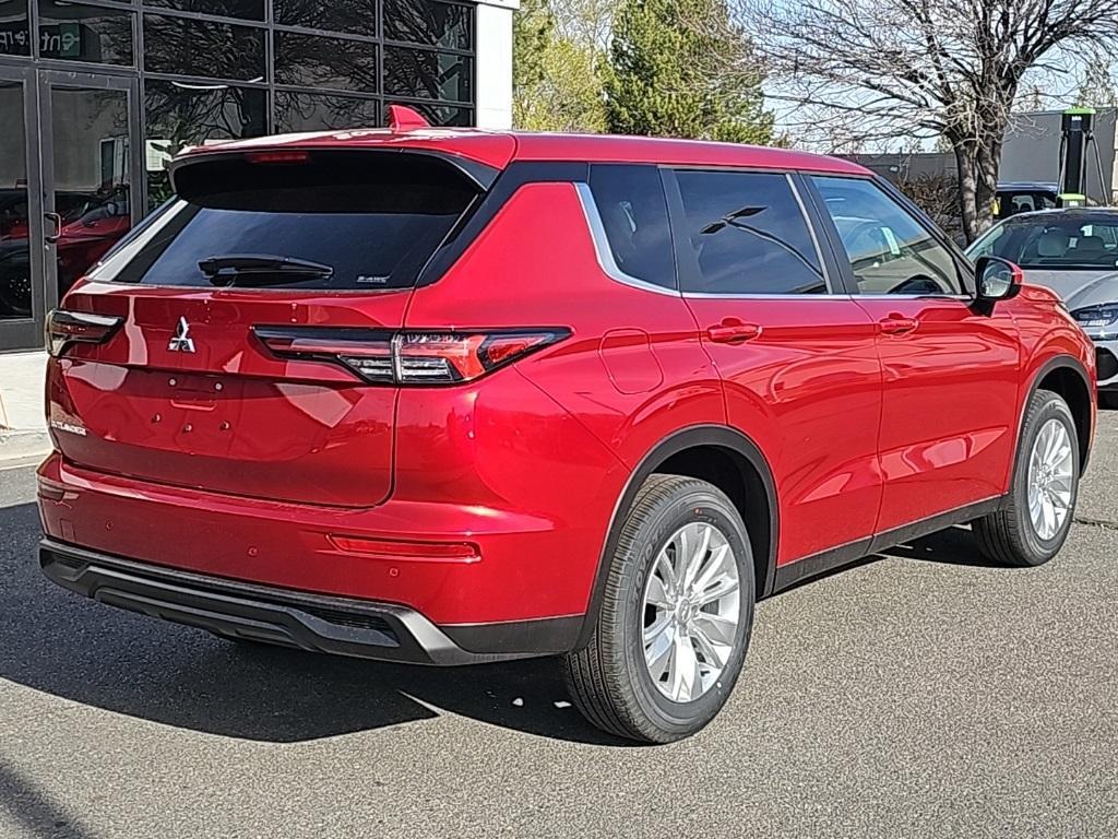 new 2025 Mitsubishi Outlander car, priced at $32,888