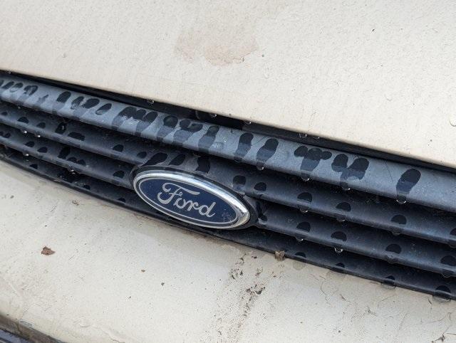 used 2000 Ford Focus car, priced at $1,988