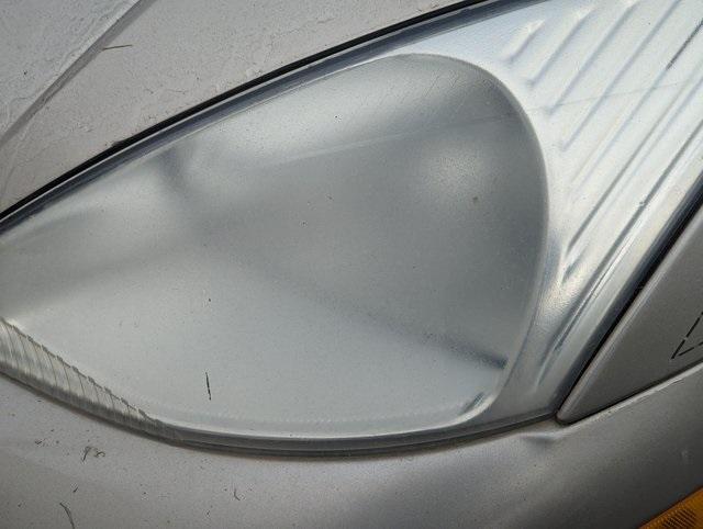 used 2000 Ford Focus car, priced at $1,988