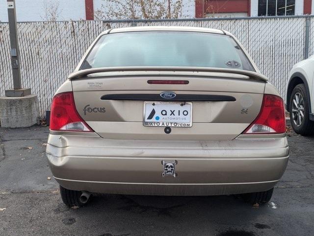 used 2000 Ford Focus car, priced at $1,988