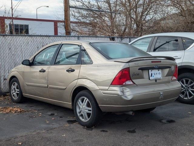 used 2000 Ford Focus car, priced at $1,988