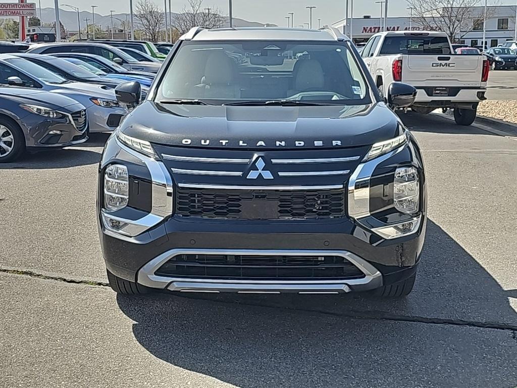 new 2025 Mitsubishi Outlander car, priced at $43,988