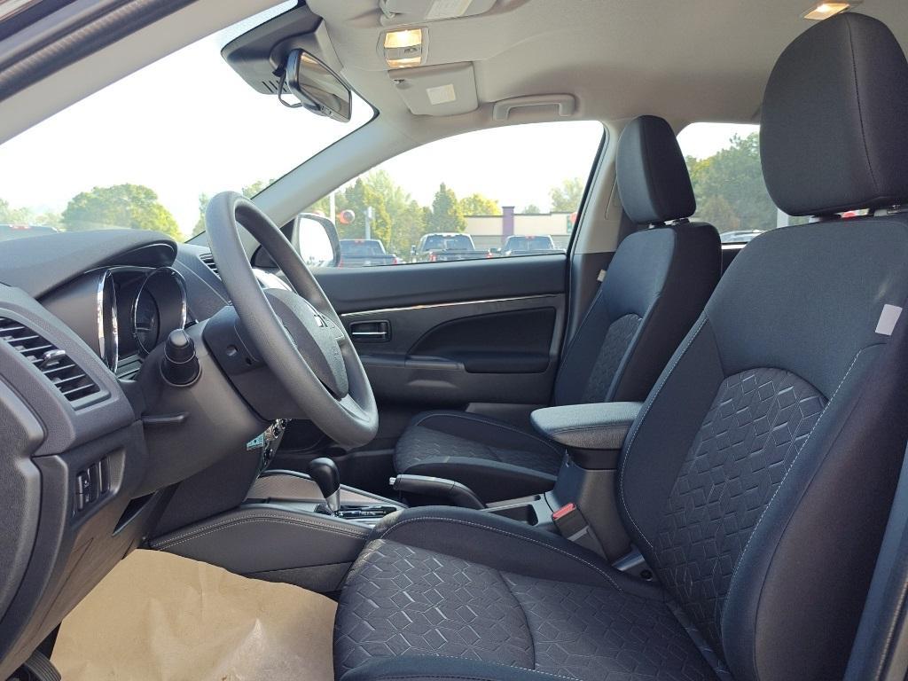 new 2025 Mitsubishi Outlander Sport car, priced at $25,595