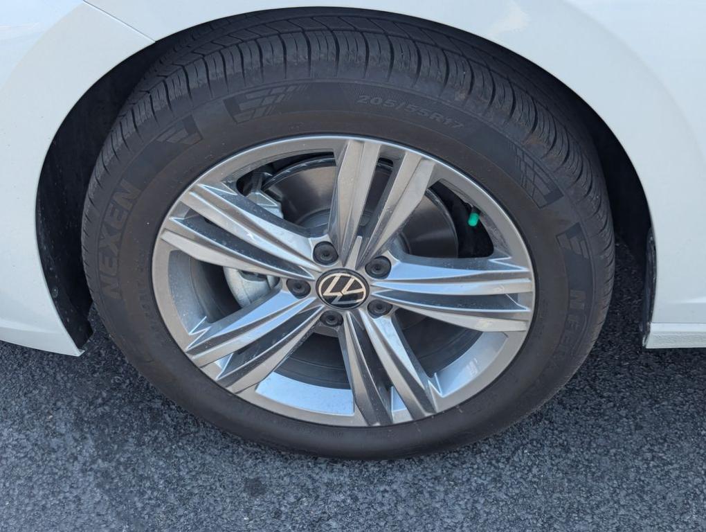 used 2024 Volkswagen Jetta car, priced at $23,488