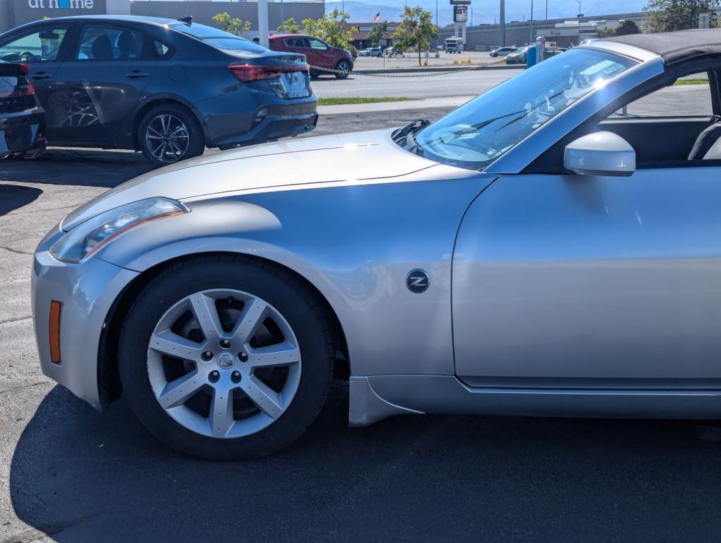 used 2004 Nissan 350Z car, priced at $8,988