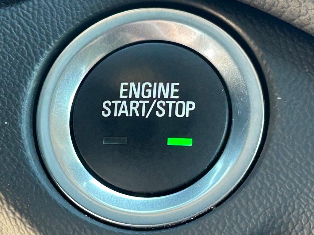 used 2023 Chevrolet Equinox car, priced at $20,995
