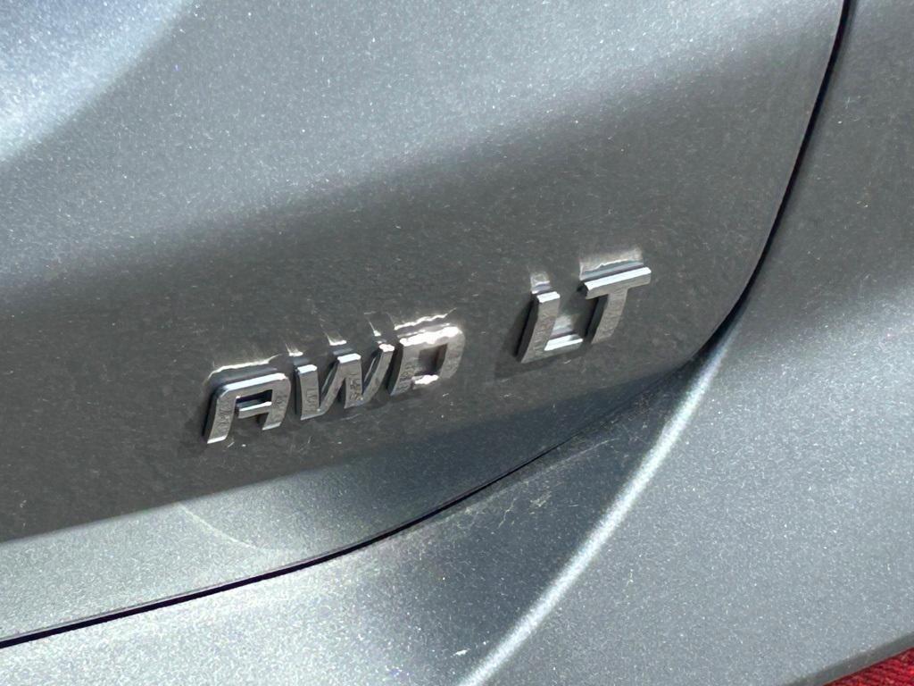 used 2023 Chevrolet Equinox car, priced at $20,995