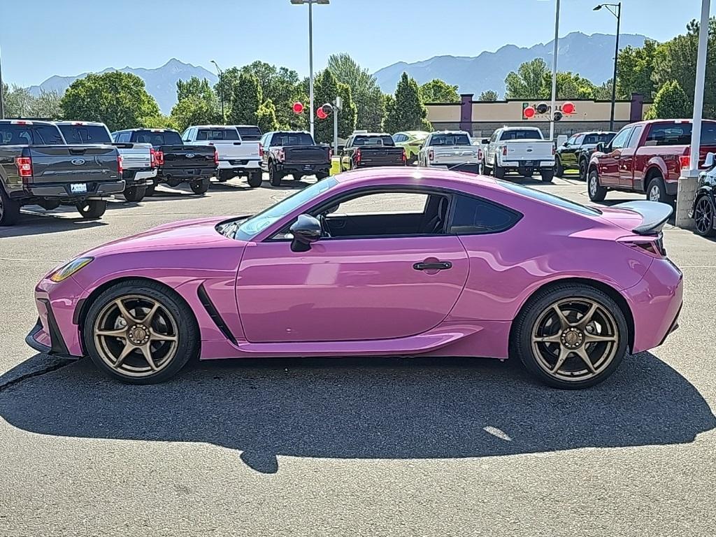 used 2022 Toyota GR86 car, priced at $27,422