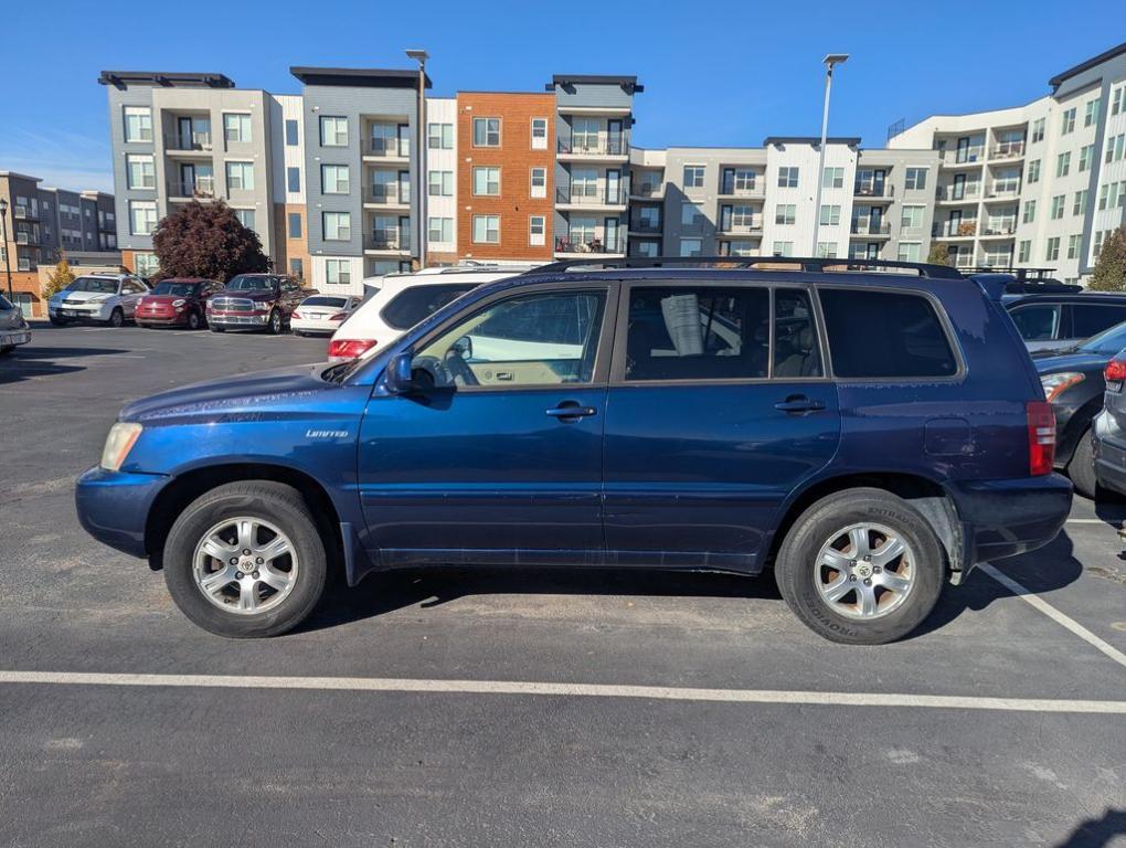 used 2001 Toyota Highlander car, priced at $3,988