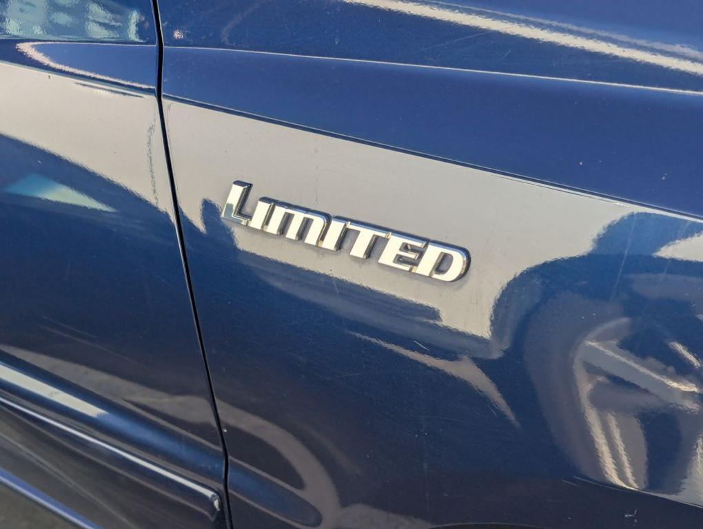 used 2001 Toyota Highlander car, priced at $3,988