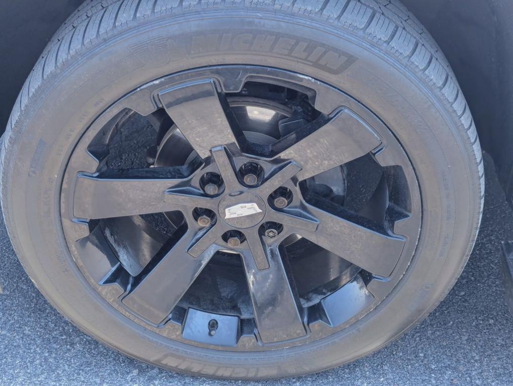 used 2020 Cadillac Escalade ESV car, priced at $38,288
