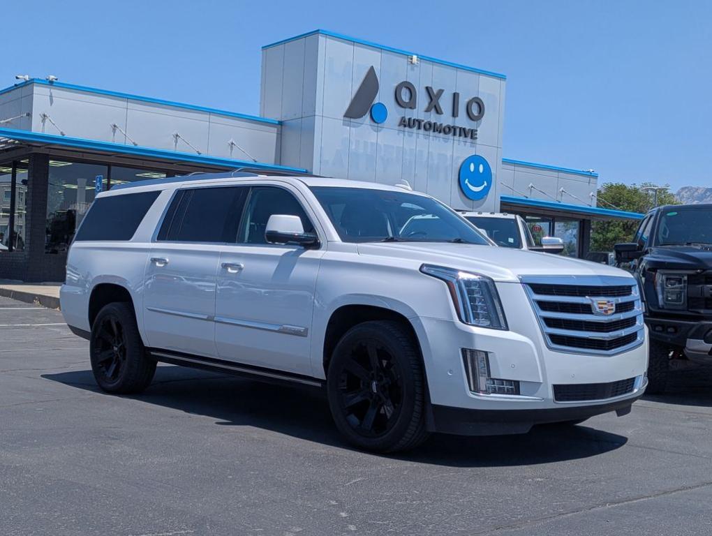 used 2020 Cadillac Escalade ESV car, priced at $38,288