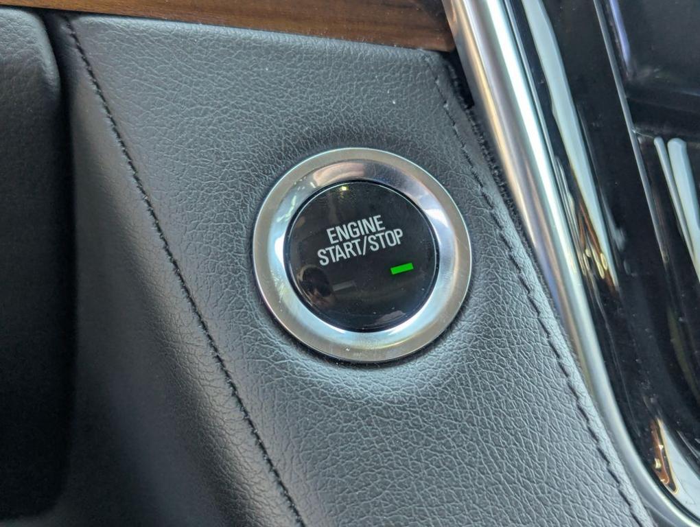 used 2020 Cadillac Escalade ESV car, priced at $38,288