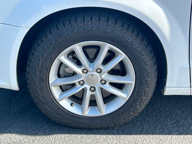 used 2014 Dodge Grand Caravan car, priced at $5,995